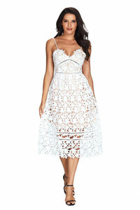 Белое кружевное платье для выпускного Глория джинс Серов