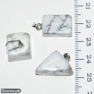Кулон натуральный камень Кахолонг белый 0010153 с петлей и держателем 15х12х10 мм 927123